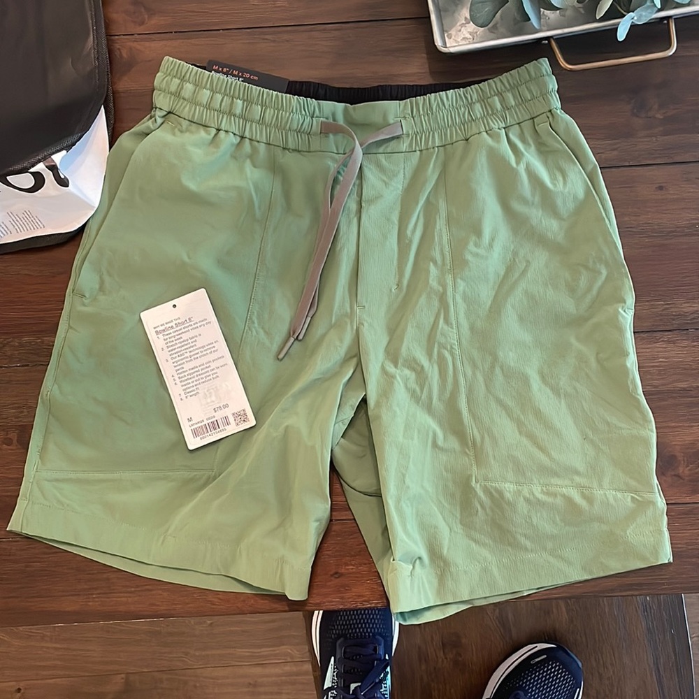 Olive green Bowline Short 8inch. Brand new. Comes with bag!